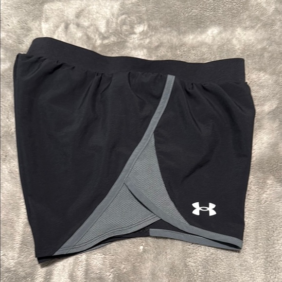 Under Armour Women's Black Running Shorts - Picture 7 of 7